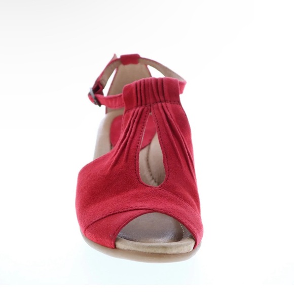 Earth Caper Suede Wedge Womens Red Suede Wedges Heels Shoes. NWT - Picture 2 of 7